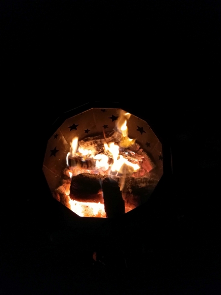 Feuerkugel Meteor mit Sternen